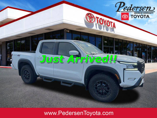 2022 Nissan Frontier PRO-4X 4WD photo