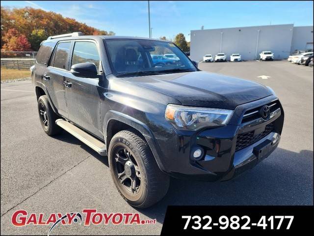 2022 Toyota 4Runner SR5 Premium 4WD photo