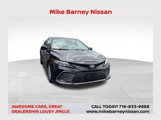 2022 Toyota Camry LE AWD photo