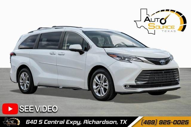 2022 Toyota Sienna Platinum AWD photo