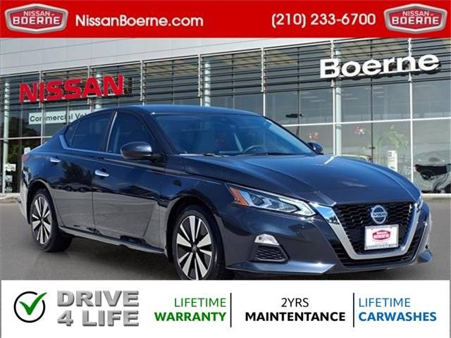 2021 Nissan Altima 2.5 SV FWD photo