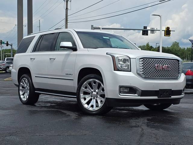 2017 GMC Yukon Denali 4WD photo