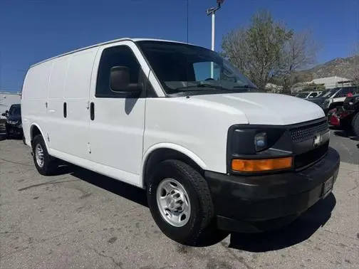 2017 Chevrolet Express Cargo  RWD photo