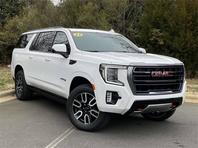 2022 GMC Yukon XL AT4 4WD photo