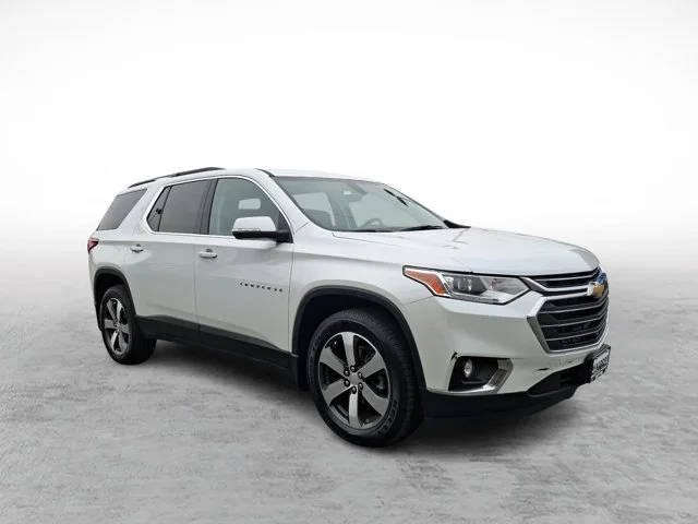 2021 Chevrolet Traverse LT Leather AWD photo