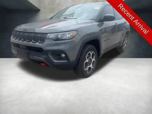 2022 Jeep Compass Trailhawk 4WD photo