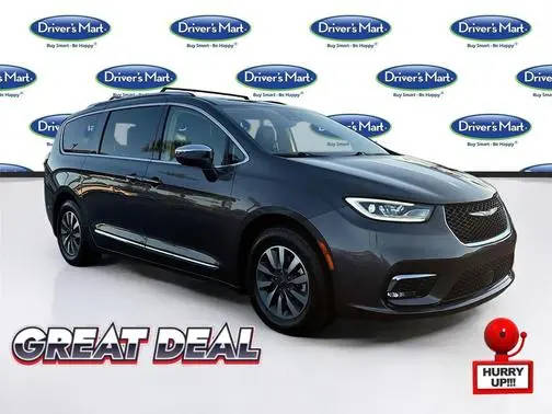 2021 Chrysler Pacifica Minivan Hybrid Limited FWD photo