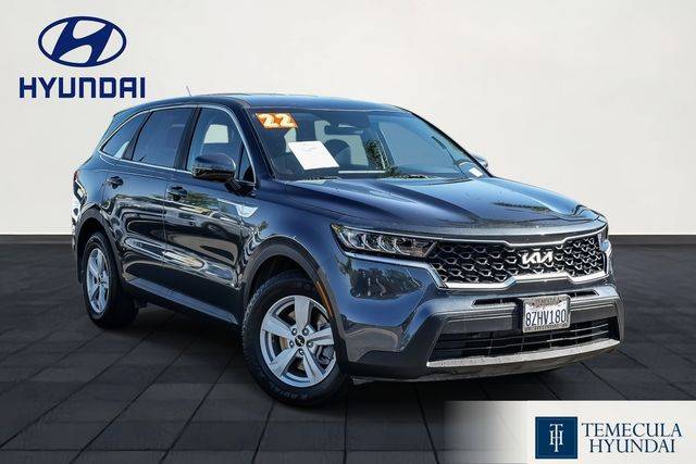 2022 Kia Sorento LX FWD photo