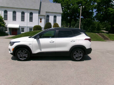 2022 Kia Seltos S AWD photo