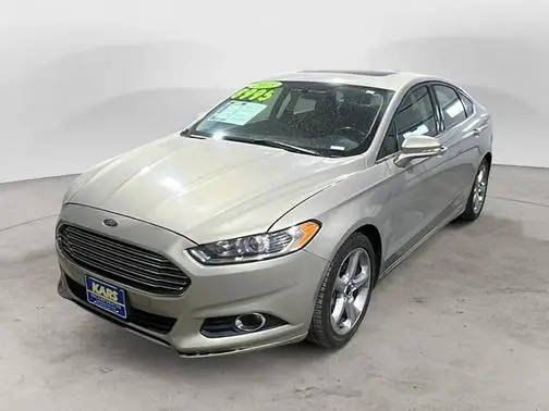 2015 Ford Fusion SE FWD photo
