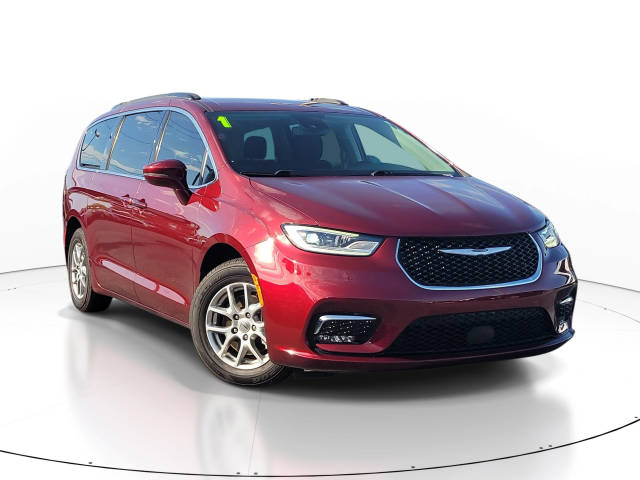 2021 Chrysler Pacifica Minivan Touring FWD photo