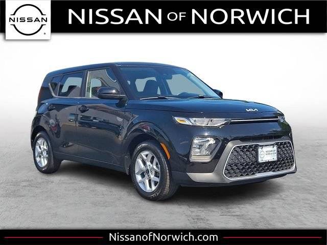 2022 Kia Soul LX FWD photo