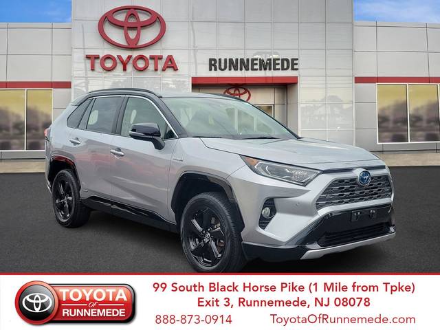 2021 Toyota RAV4 Hybrid XSE AWD photo