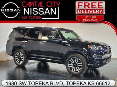 2022 Toyota 4Runner Limited 4WD photo