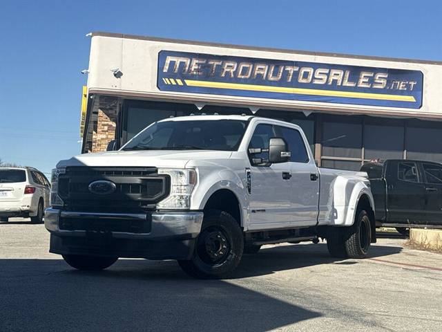 2022 Ford F-350 Super Duty XL 4WD photo