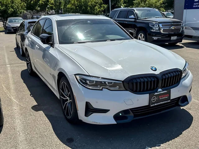 2022 BMW 3 Series 330i RWD photo