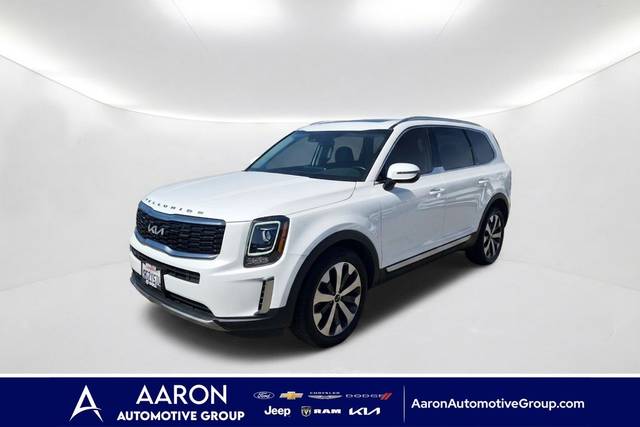 2022 Kia Telluride S FWD photo