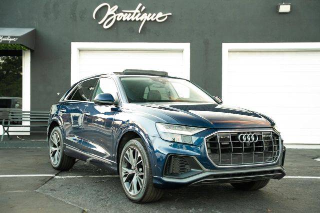 2022 Audi Q8 Premium Plus AWD photo