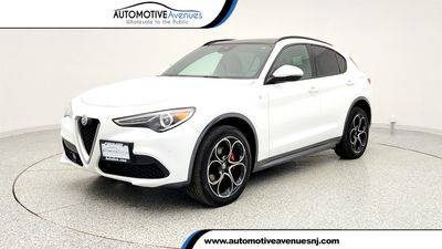 2022 Alfa Romeo Stelvio Ti AWD photo