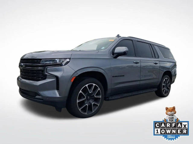 2022 Chevrolet Suburban RST 4WD photo