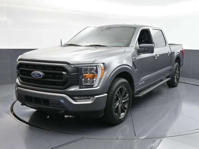 2021 Ford F-150 XLT 4WD photo