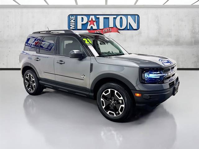 2021 Ford Bronco Sport Outer Banks 4WD photo