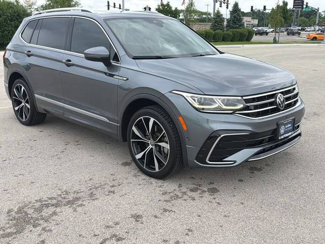 2022 Volkswagen Tiguan SEL R-Line AWD photo