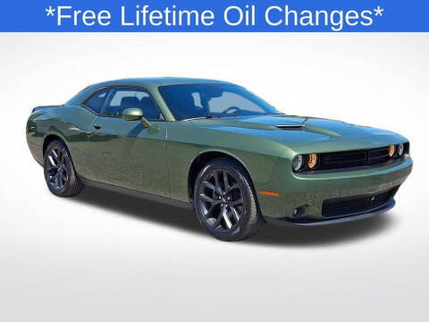 2021 Dodge Challenger SXT RWD photo