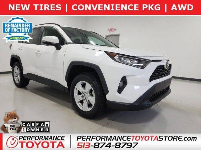 2021 Toyota RAV4 XLE AWD photo