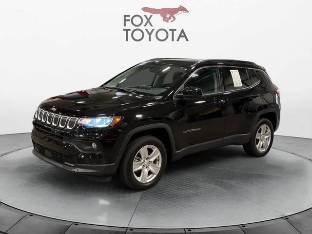 2022 Jeep Compass Latitude 4WD photo