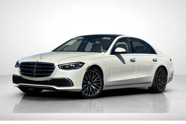 2022 Mercedes-Benz S-Class S 500 AWD photo