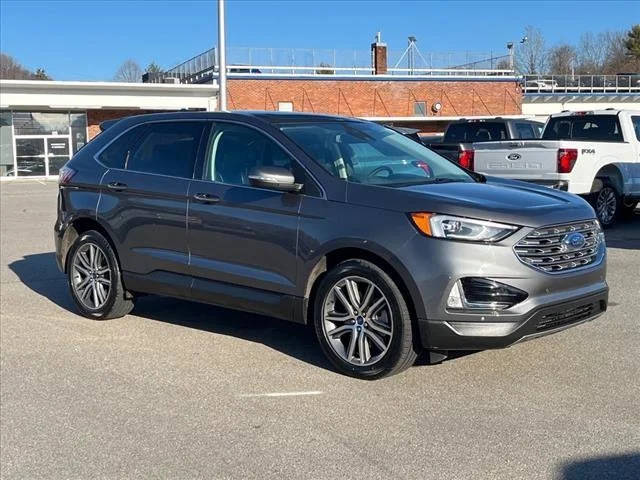 2021 Ford Edge Titanium AWD photo