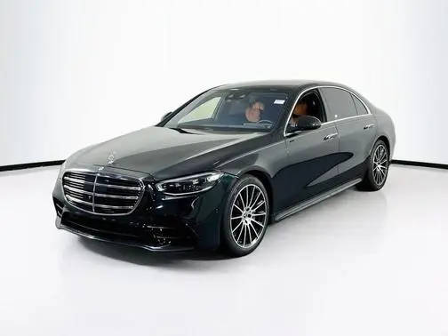 2022 Mercedes-Benz S-Class S 500 AWD photo