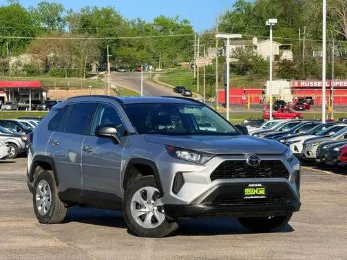 2021 Toyota RAV4 LE AWD photo