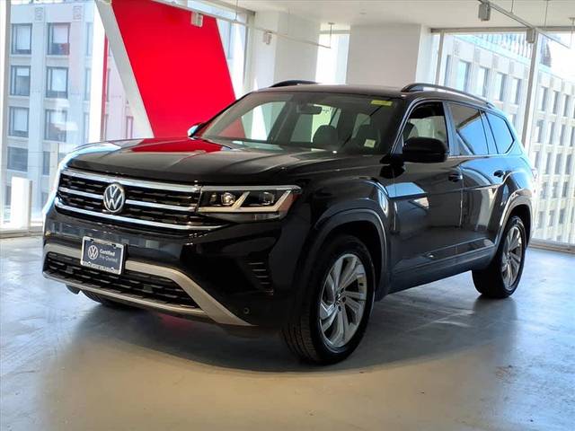 2022 Volkswagen Atlas 2.0T SE w/Technology AWD photo