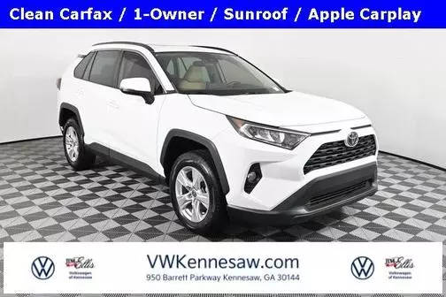 2021 Toyota RAV4 XLE FWD photo