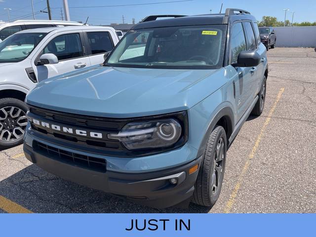 2021 Ford Bronco Sport Outer Banks 4WD photo