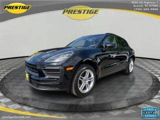 2022 Porsche Macan AWD photo