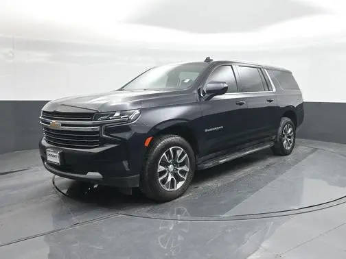 2021 Chevrolet Suburban LT RWD photo