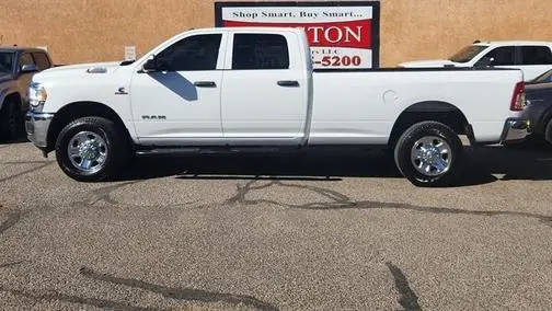 2022 Ram 2500 Tradesman 4WD photo