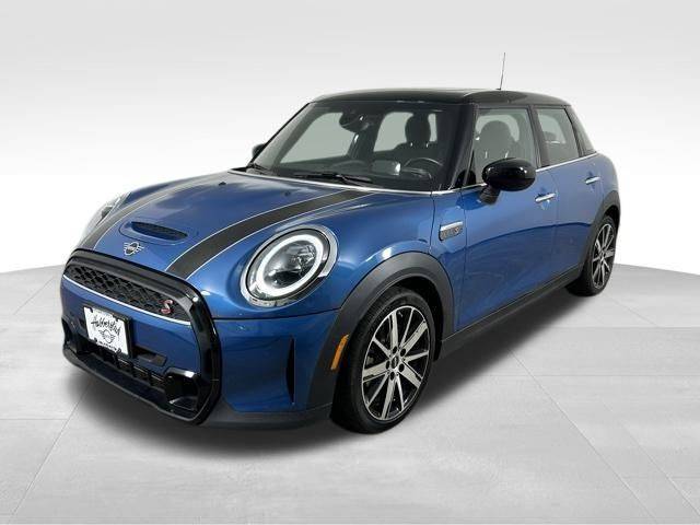 2022 MINI Hardtop 4 Door Cooper S FWD photo