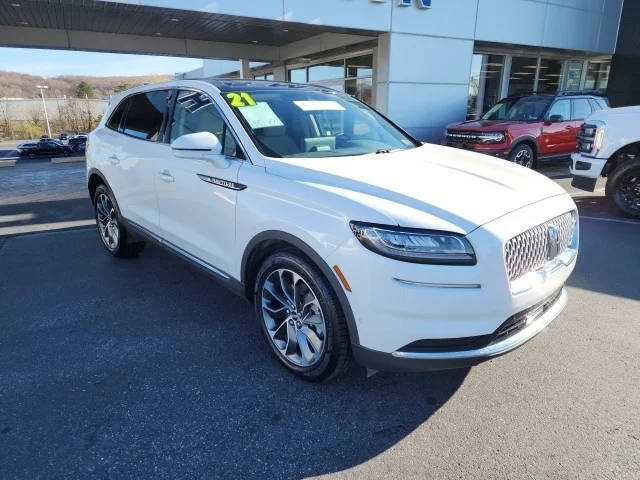 2021 Lincoln Nautilus Reserve AWD photo