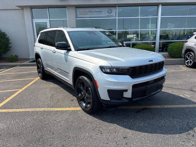2021 Jeep Grand Cherokee L Altitude 4WD photo