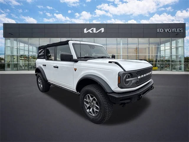 2021 Ford Bronco 4 Door Badlands 4WD photo