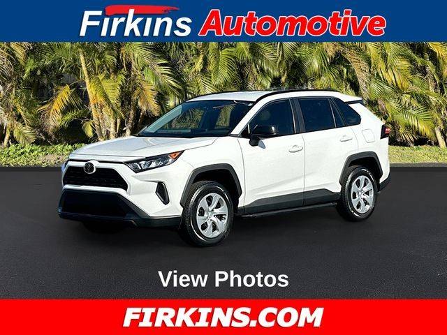 2021 Toyota RAV4 LE AWD photo