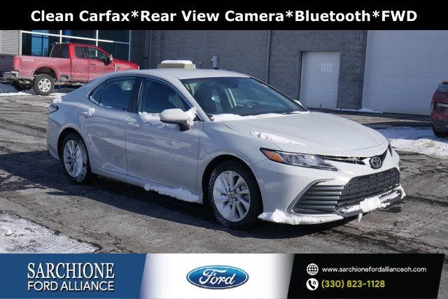 2022 Toyota Camry LE FWD photo