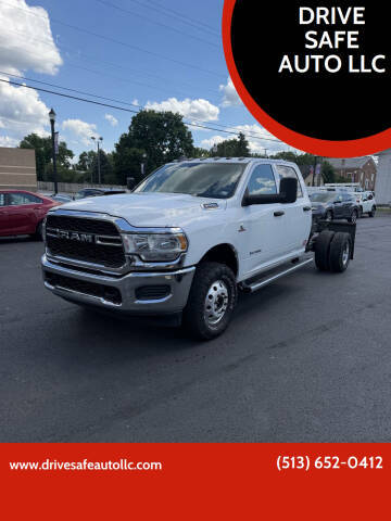 2022 Ram 3500 Tradesman 4WD photo
