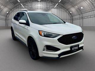 2021 Ford Edge ST-Line FWD photo