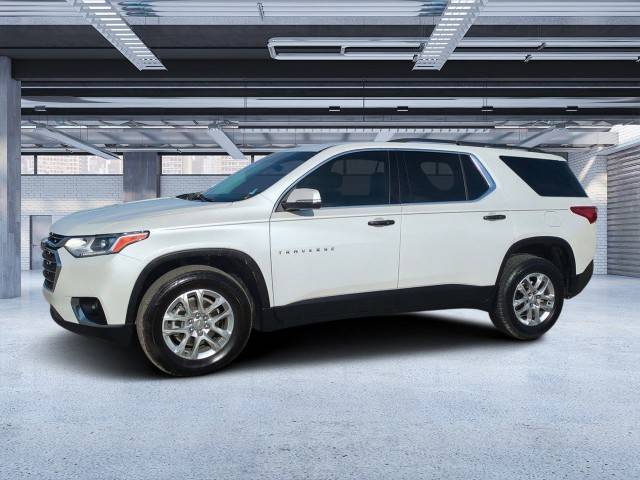 2021 Chevrolet Traverse LT Cloth FWD photo