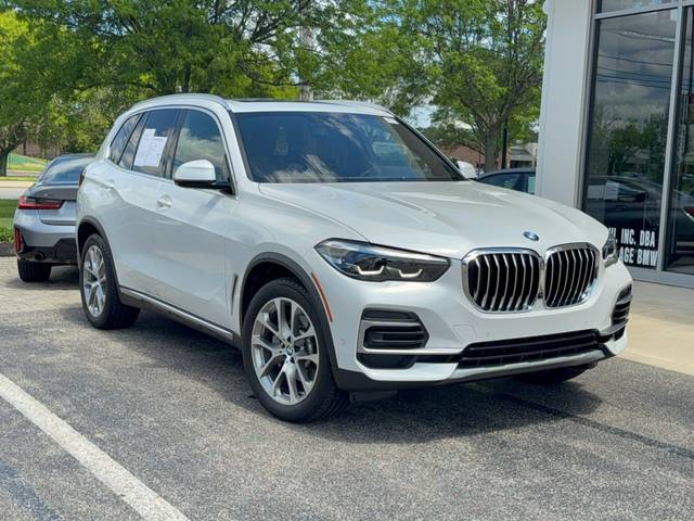 2022 BMW X5 xDrive40i AWD photo